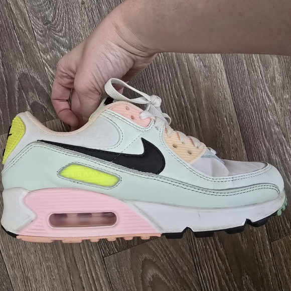 Nike Air Max 90 Easter - Picture 2 of 6